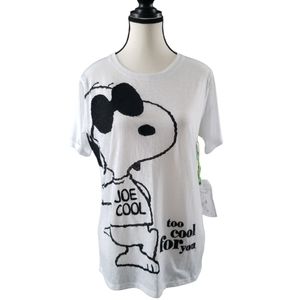 Rare Princess Goes Hollywood Snoopy T-shirt
